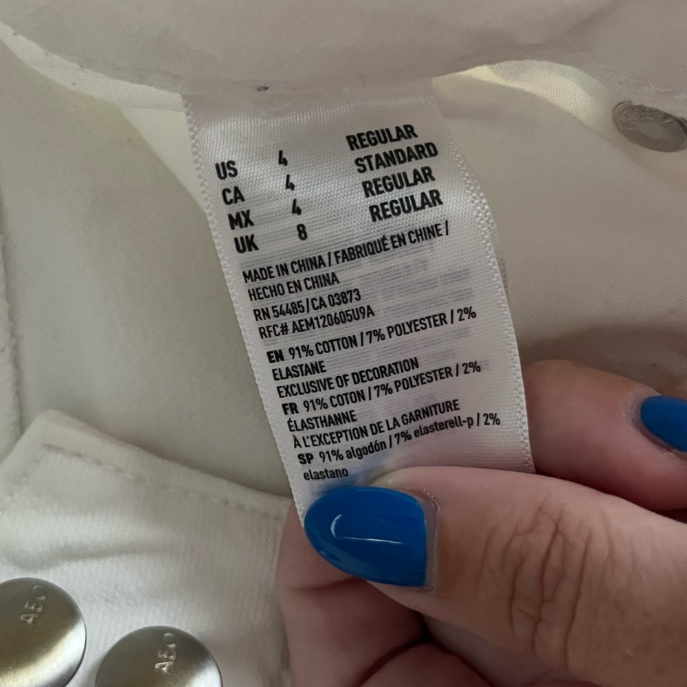 American Eagle white jeans - Picture 4 of 4